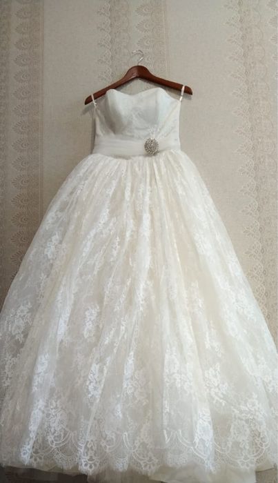 Продам пышное платье