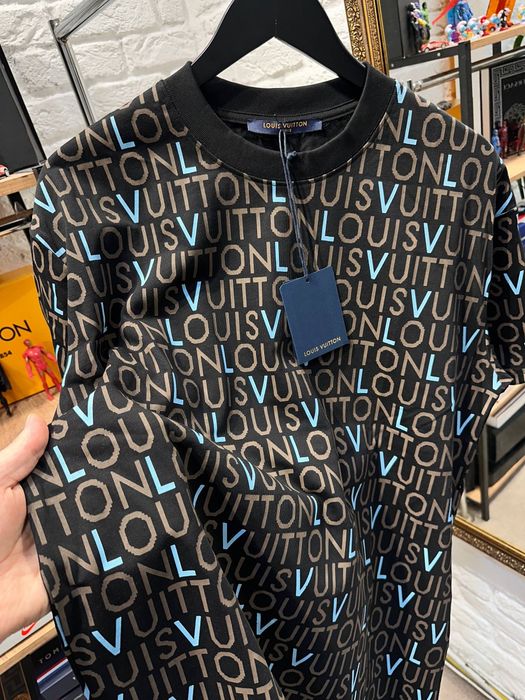 Мъжки тениски различни модели