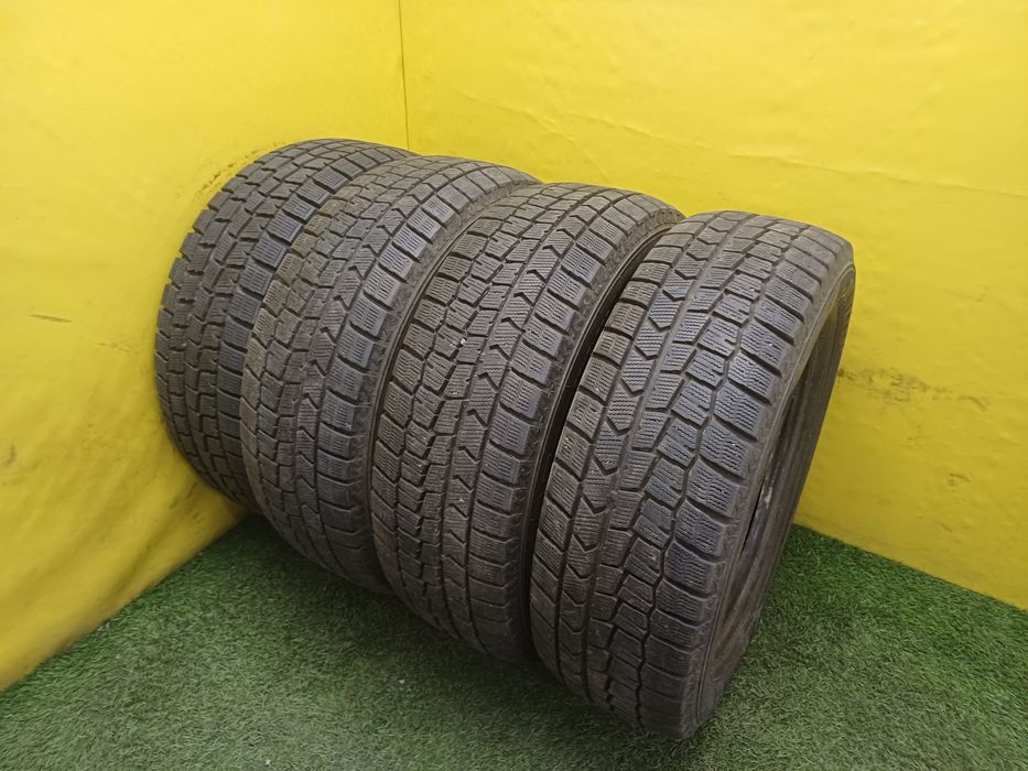 Шины 215 60 R16 DUNLOP комплект