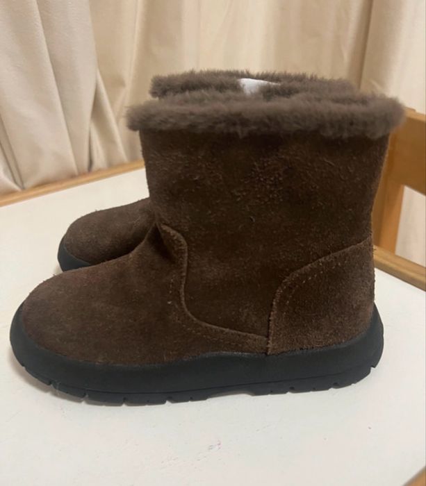 Ghete piele intoarsa masura 27