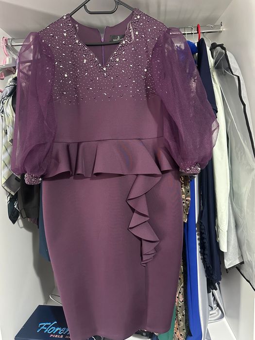 Vand rochie de seara
