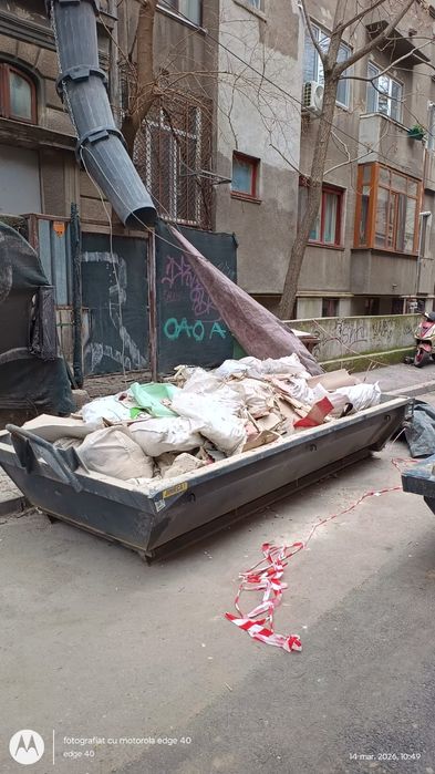 Transport moloz deșeuri din constructii container