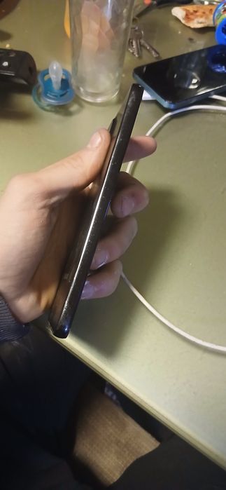 За дисплей е samsung A34