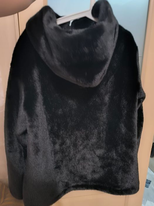 Продам шубу новую