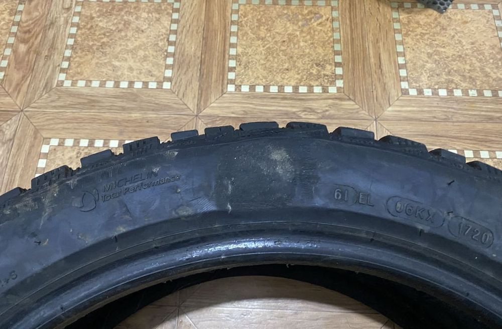 MICHELIN X-Ice North  R18 
с шипами