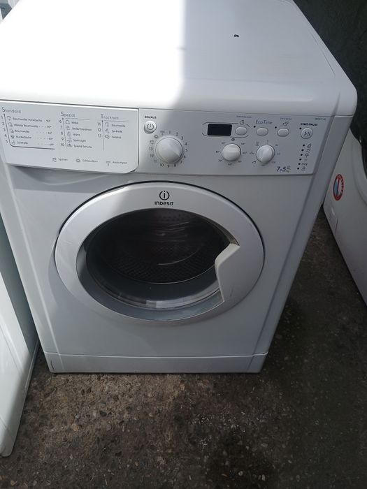 Mașină de spălat Simens Bosch indesit17643W