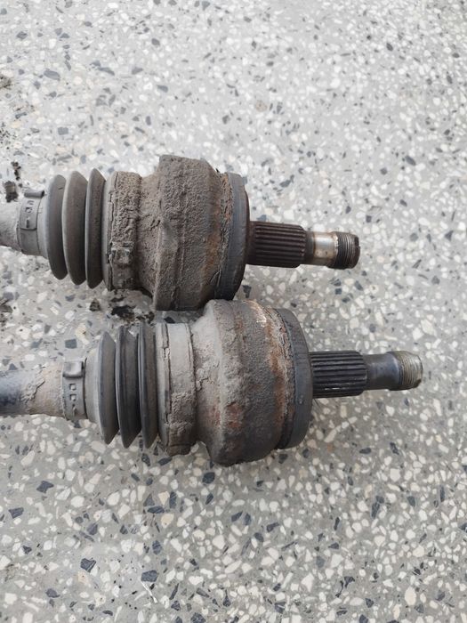 Задни полуоски Mercedes w211 E280 5G 4матик бензин 231кс