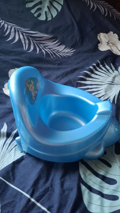 Продаётся Горшок детский