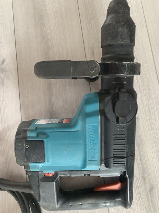 Makita перфоратор отбойник