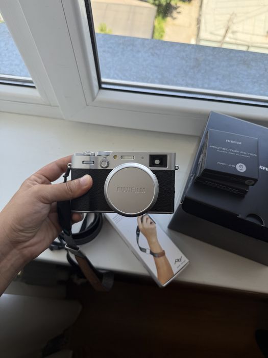 Продам свой Fujifilm x100vi в отличном состоянии