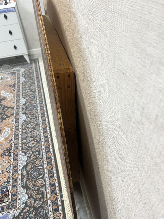 Продам жер стол (круглый стол)