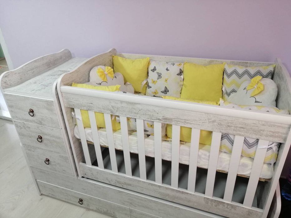 Трансформираща се бебешка кошара