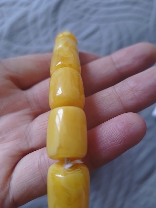 Продам бусы янтарь лечебный 15000тг