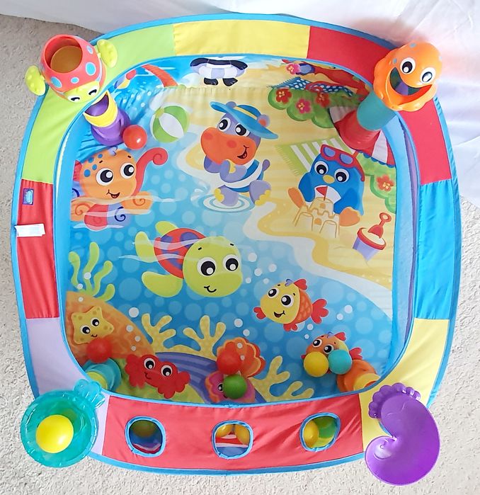 Активна гимнастика-басейн с топки Playgro