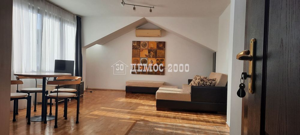 Дава се под наем Двустаен апартамент в Варна, Център - 69 кв.м за 550 € - Снимка #3