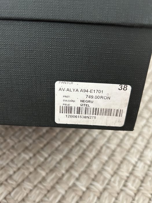 Vand pantofi noi Musette Alya, marime 38, culoare negru