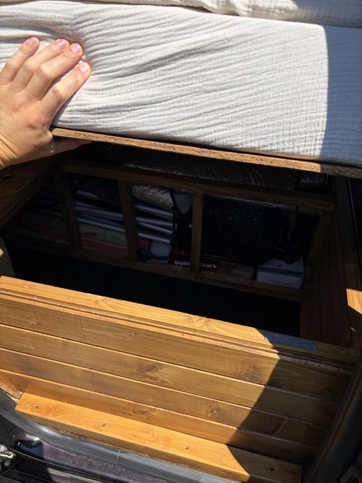 Urgent!!VW caddy Camper off grid