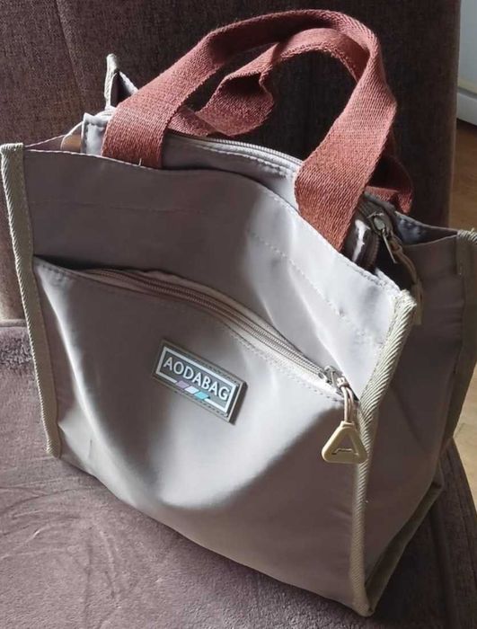 Продается       сумка        .