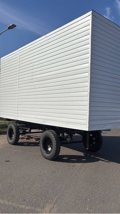 Вагон на колесах