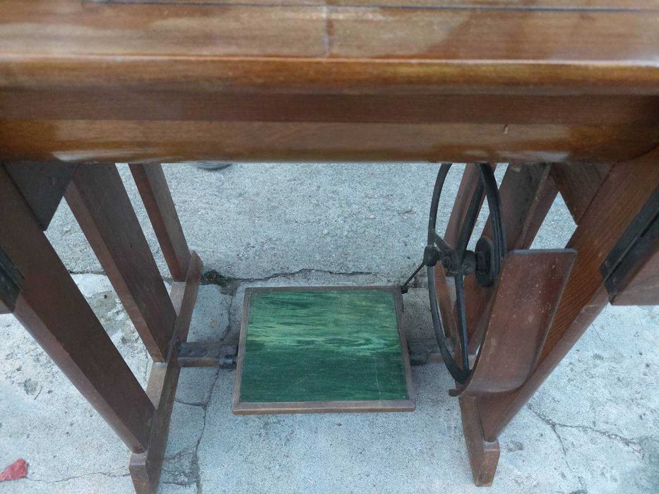 Продавам шевна машина „Панония“ – работеща