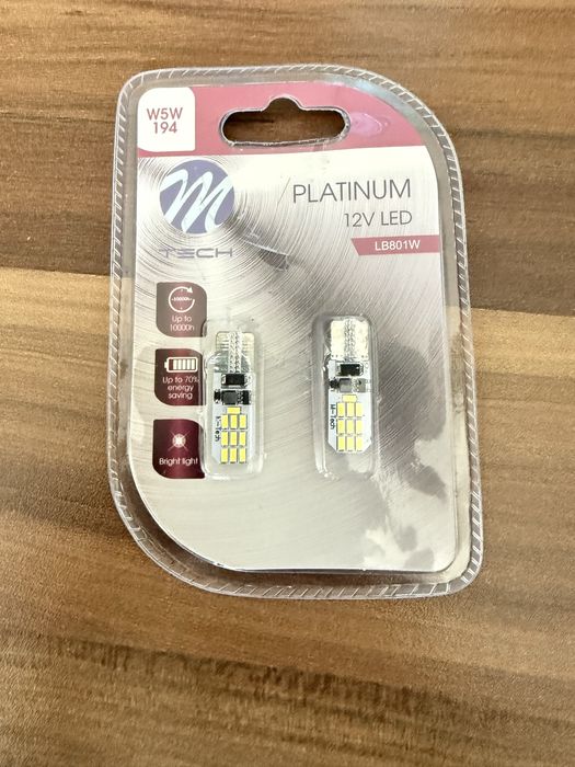 M-tech CANBUS LED крушки W5W НОВИ!!