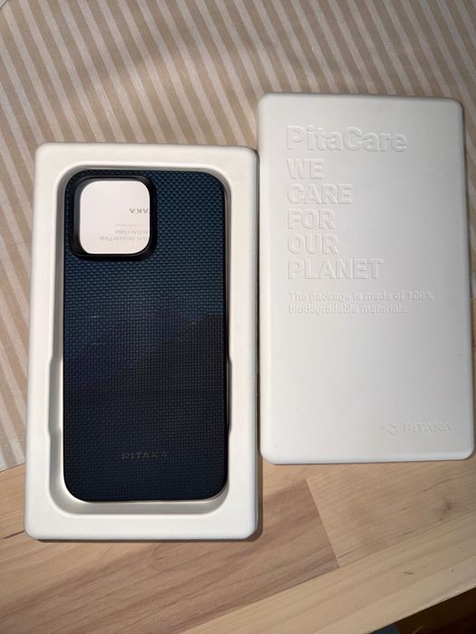 Отигинален калъф pitaka за iPhone 15 Pro Max
