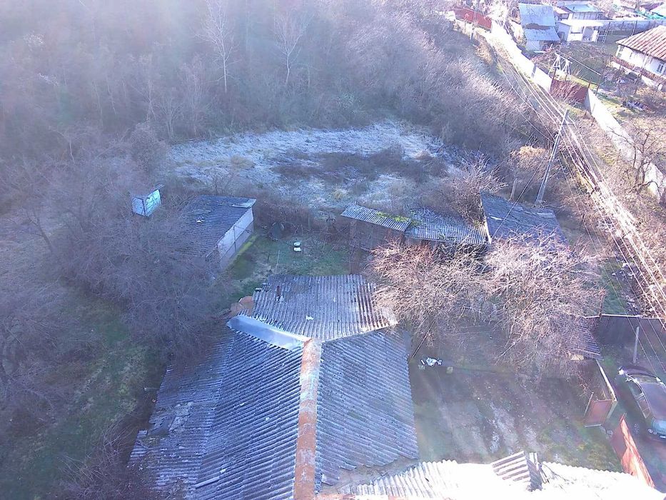 Casă bătrânească + teren 2.000 mp (20 ari) — Șesuri, Bacău