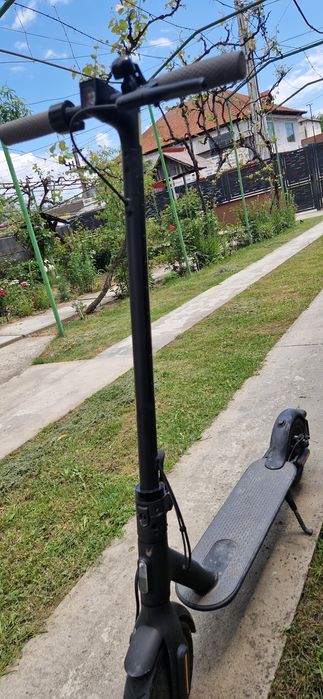 Trotinetă electrică