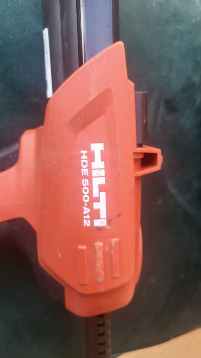 Pistol profesional de silicon Hilti HDE 500- A 12
