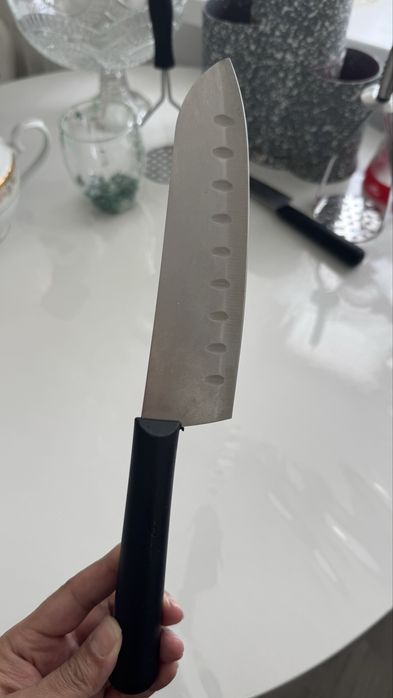 Посуда разные кострюли сковородки