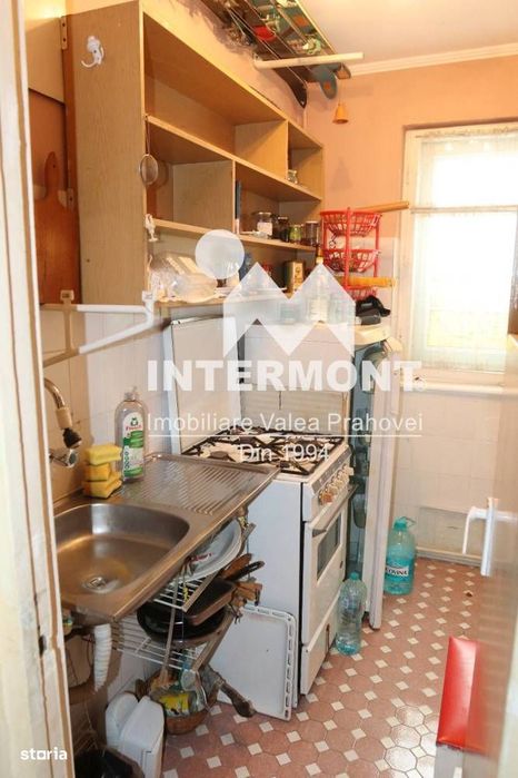 Apartament 3 camere Sinaia- etaj intermediar