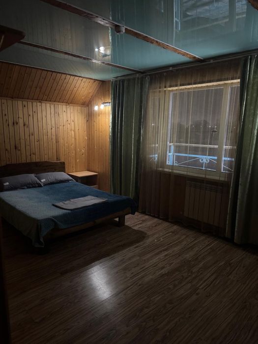 Сдам 2 котеджа посуточно на пристани