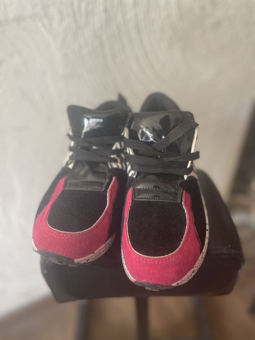 Сникърси-велур!!!