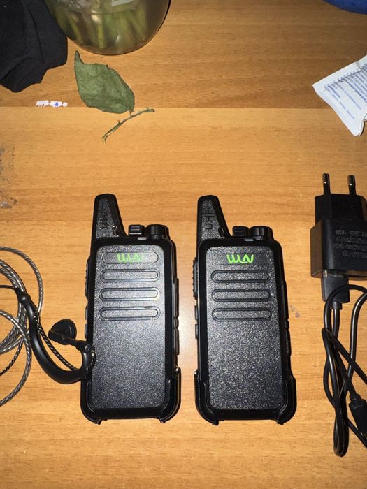 Продам рацию отдельно и можно вместе