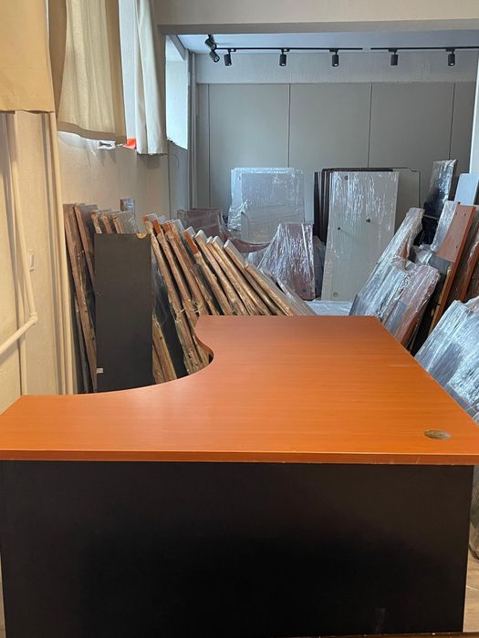 Продам столы              .