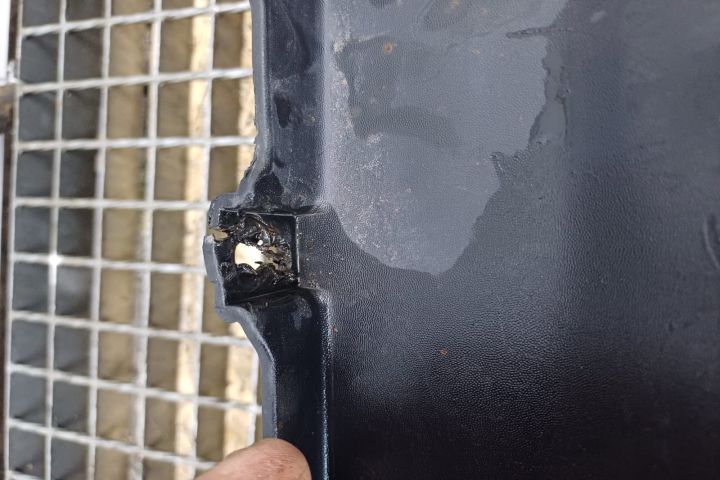 Intaritura bara spate  850220011r Renault Master 3  [din 2010 pana  2015] seria