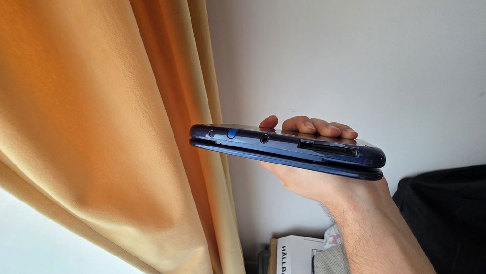 New Nintendo 3DS XL, Modat,2000 jocuri, 21-în-1, gata de joacă