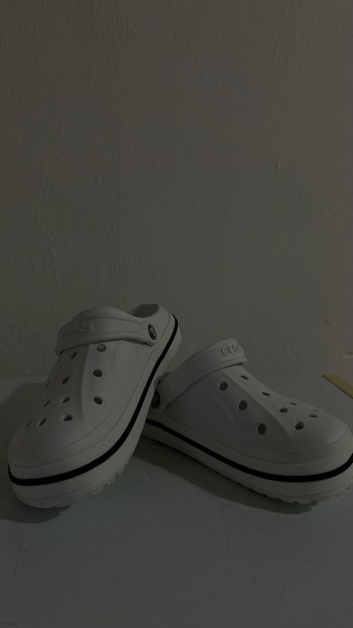 crocs новые 42 размера