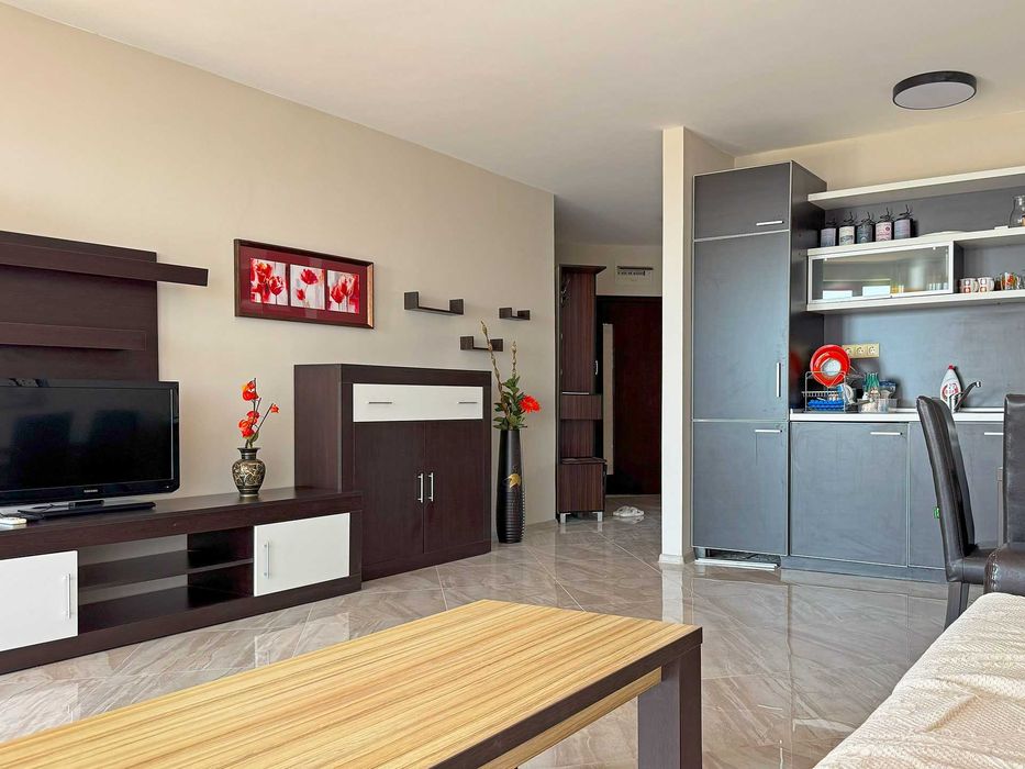 Дава се под наем Двустаен апартамент в Свети Влас - 115 кв.м за 650 € - Снимка #5