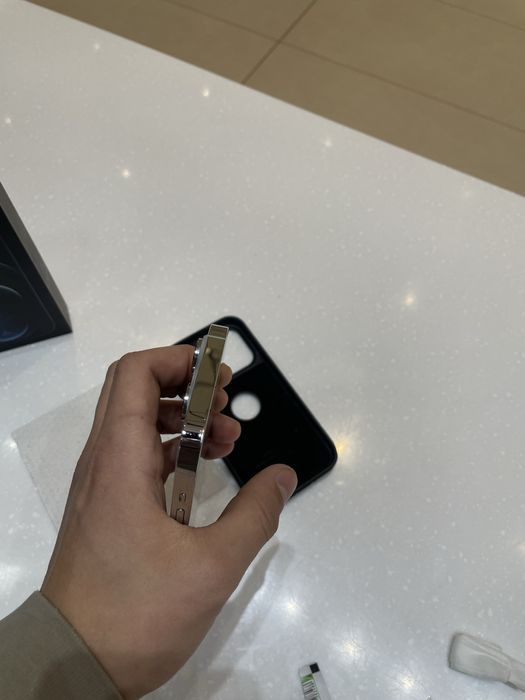 Продается Айфон 14 про