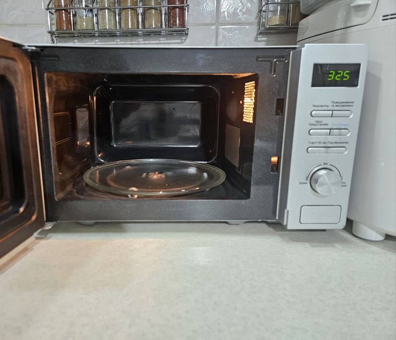 Микроволновка Midea бу
