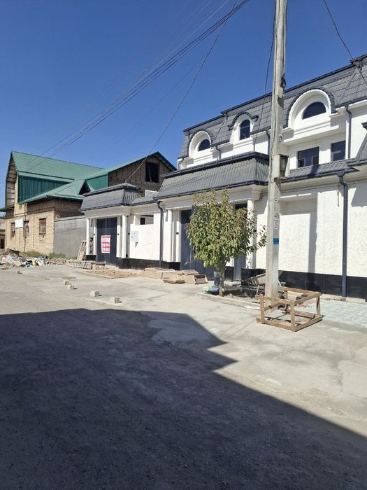 Uy sotiladi Toshmi oltintepa Koksaroy tashmi ko'ksaroy