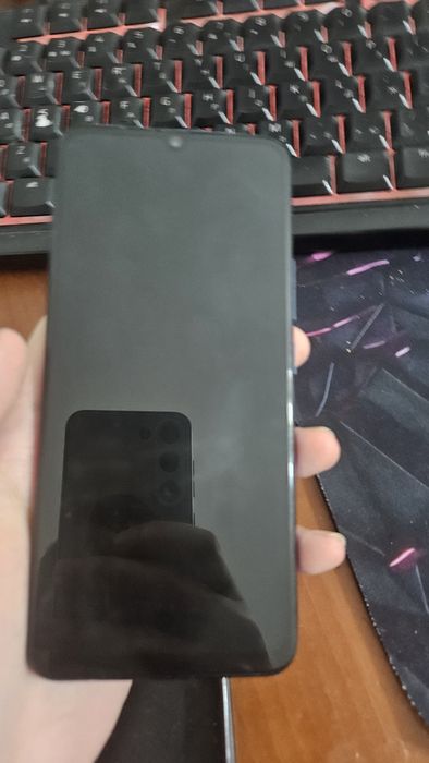 Продам Vivo v21e 5G