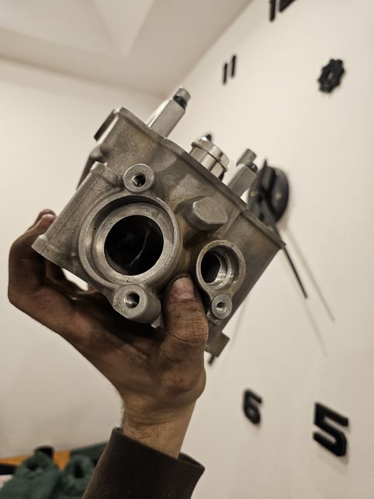 Chiulasă Honda CRF250r 2006