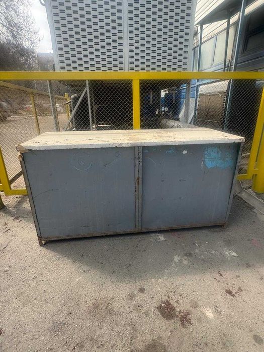 Железные столы (прилавки)