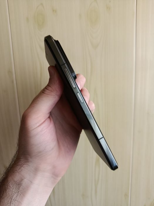 Xiaomi 14 Pro Black 16/512 Holat yahshi Full Komplekt China versia