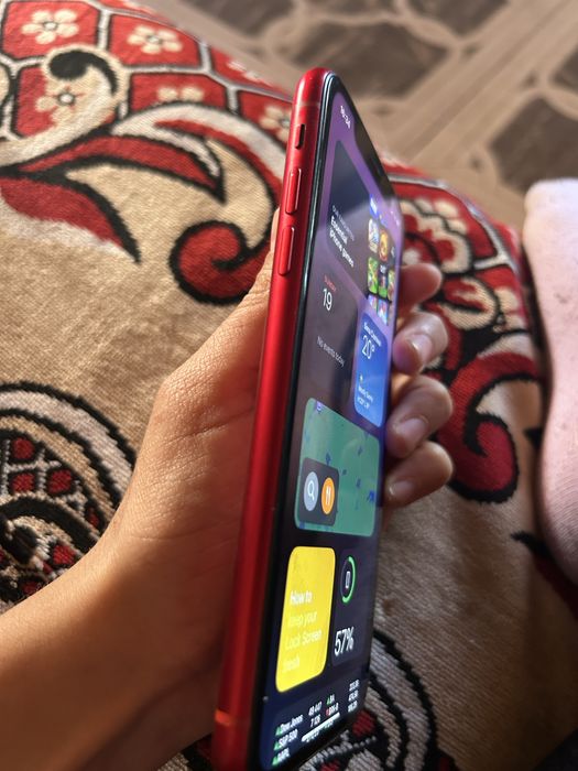Продавам iphone XR