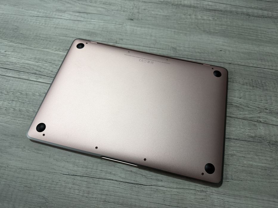 Macbook Retina 12 A1534 за части или ремонт