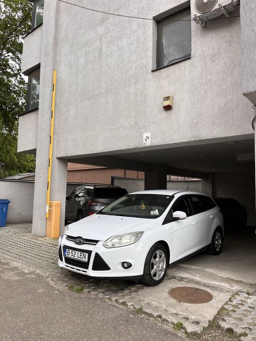 FORD Focus 2012 — imagine 4