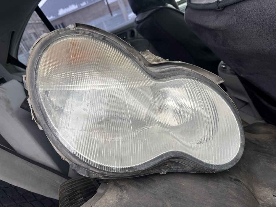 Мерседес 203 на запчасти